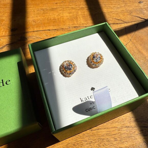 NWT Kate Spade Victoria Earring Studs Clear Cubic Zirconia - Picture 6 of 10